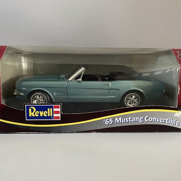 Vintage Revell 1:18 Diecast 1965 Mustang Convertible-NEW IN BOX! - Picture 1 of 10